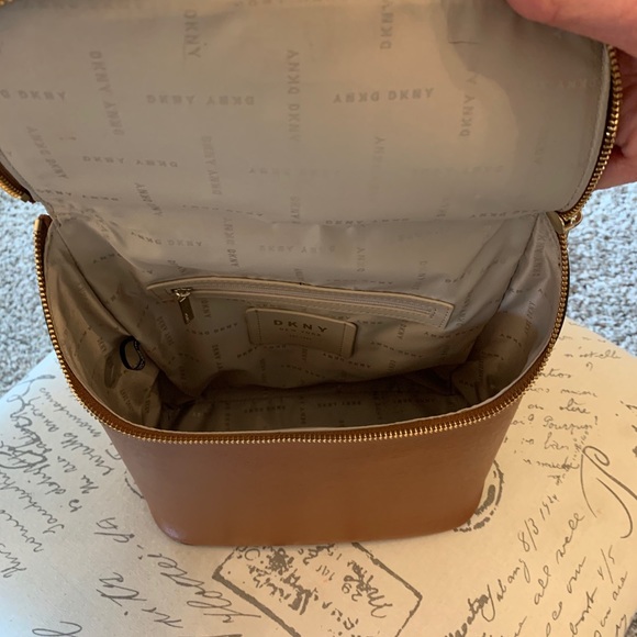 DKNY backpack - Picture 4 of 4